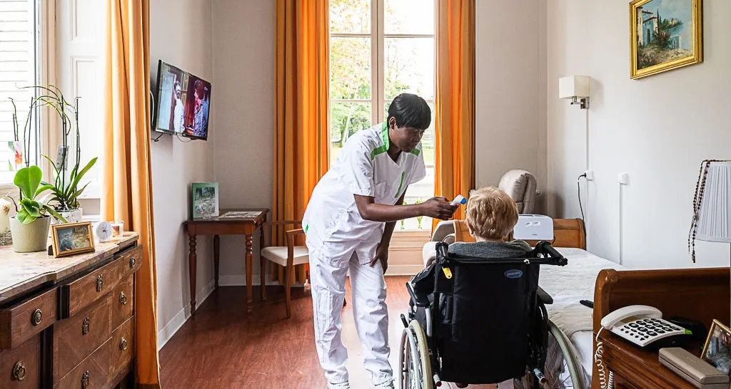 Les aides financières pour le maintien à domicile des personnes âgées