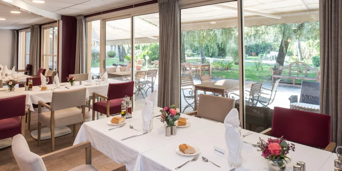 2017-Mougins-Korian%2520Parc%2520de%2520Mougins_001