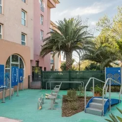 2018-Hy%25C3%25A8res-Korian%2520Villa%2520Eyras_096