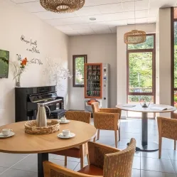 2024-KORIAN-DOMAINE%2520DE%2520COLLONGUE-13-SAINT-MARC-JAUMEGARDE_40