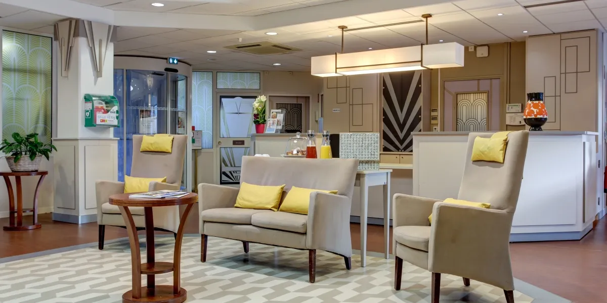 2022_PLACE%2520ROYALE_Accueil_3_0