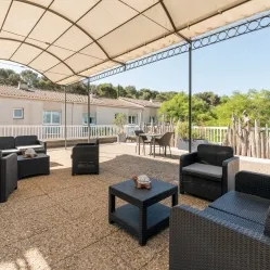 2021_KORIAN_83_LESPINSBLEUS_Terrasse_1_0