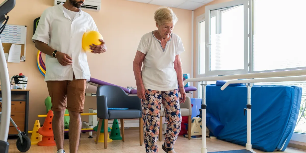 2021_KORIAN_83_LESPINSBLEUS_Scenedevie_8_0