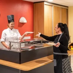 2021-KORIAN%2520CLOS%2520DU%2520MURIER-37_09-RESTAURANT